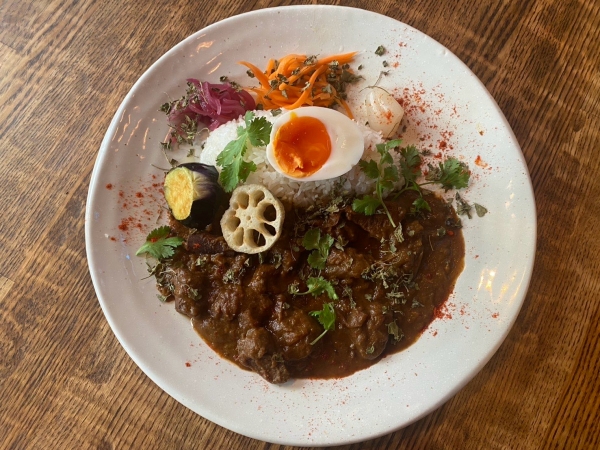 鹿肉の欧風ジビエカレー